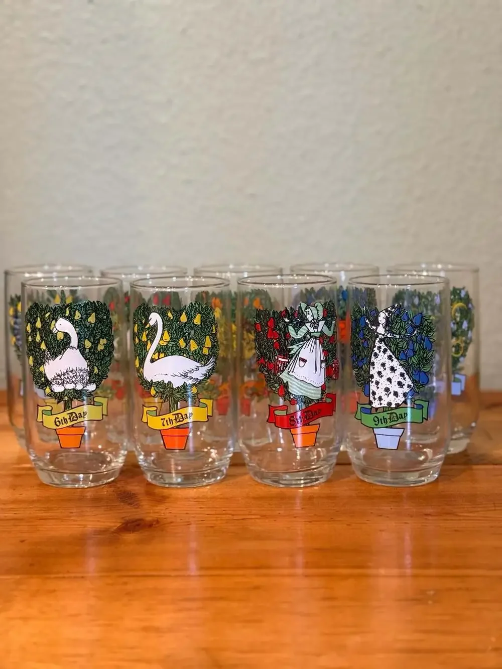 Vintage Indiana Glazz 12 Days of Christmas Tumbler Drinking Glasses OG box